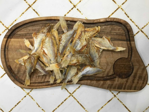 Ведро Ржаные гренки с аджикой: Лакедра